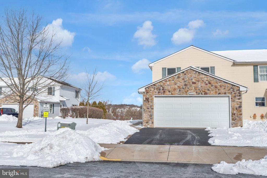 2521 Emerald Lane, Quakertown, PA 18951 Main Photo