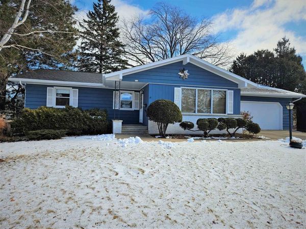 612 S WESTFIELD STREET, Oshkosh, WI 54902