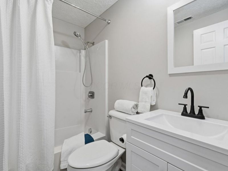 807 Linkhart Road , Wilmington, OH 45177 Photo 37