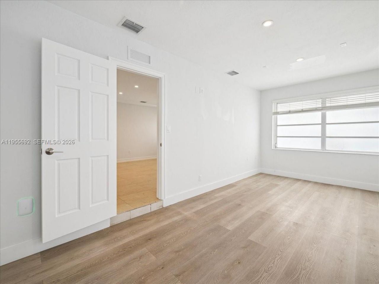 6891 SW 26th Ter , Miami, FL 33155 Photo