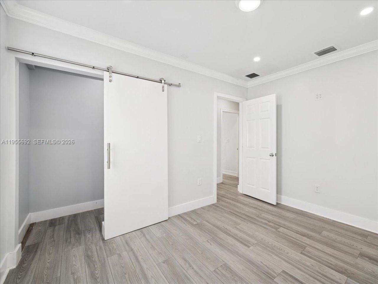 6891 SW 26th Ter , Miami, FL 33155 Photo