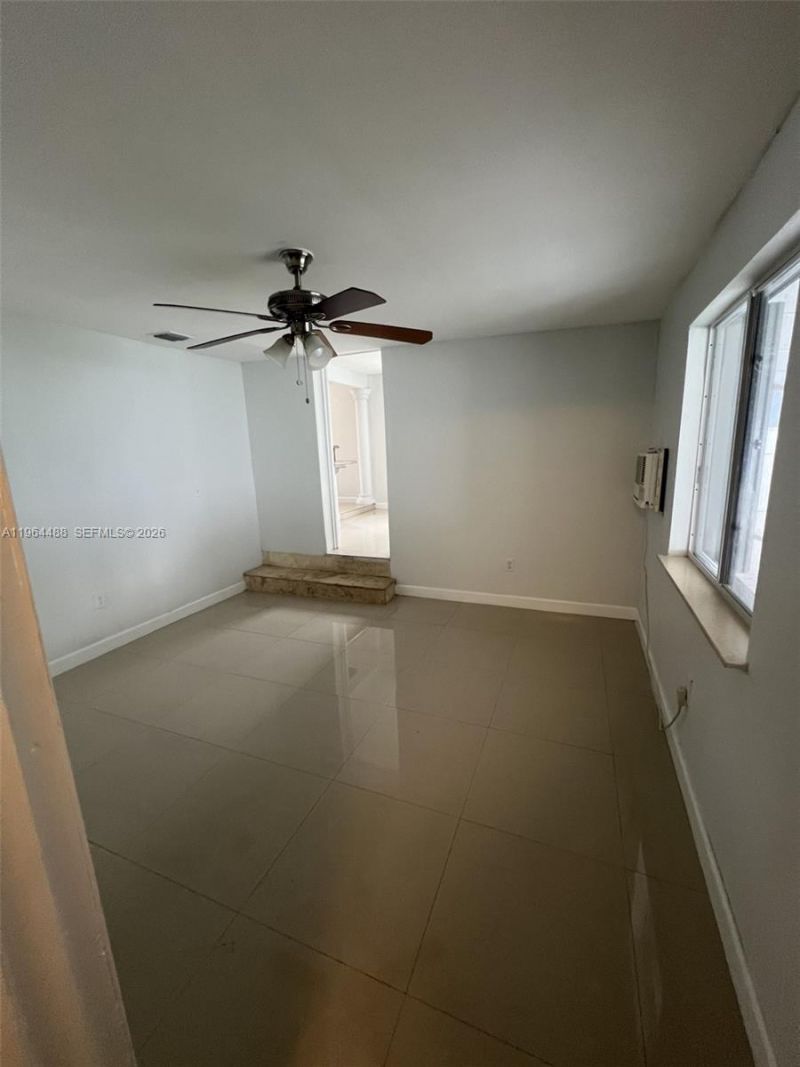 6823 SW 25th St , Miami, FL 33155 Photo