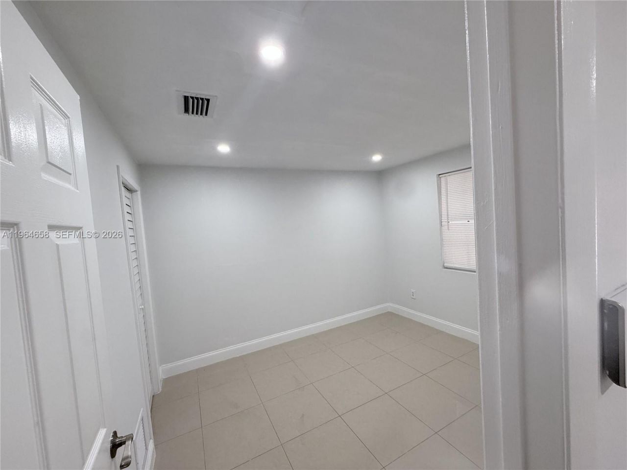 6829 SW 25th St, Miami, FL 33155 Photo