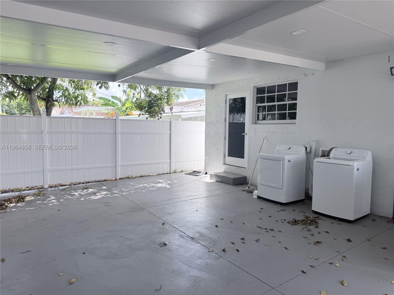 6829 SW 25th St, Miami, FL 33155 Photo
