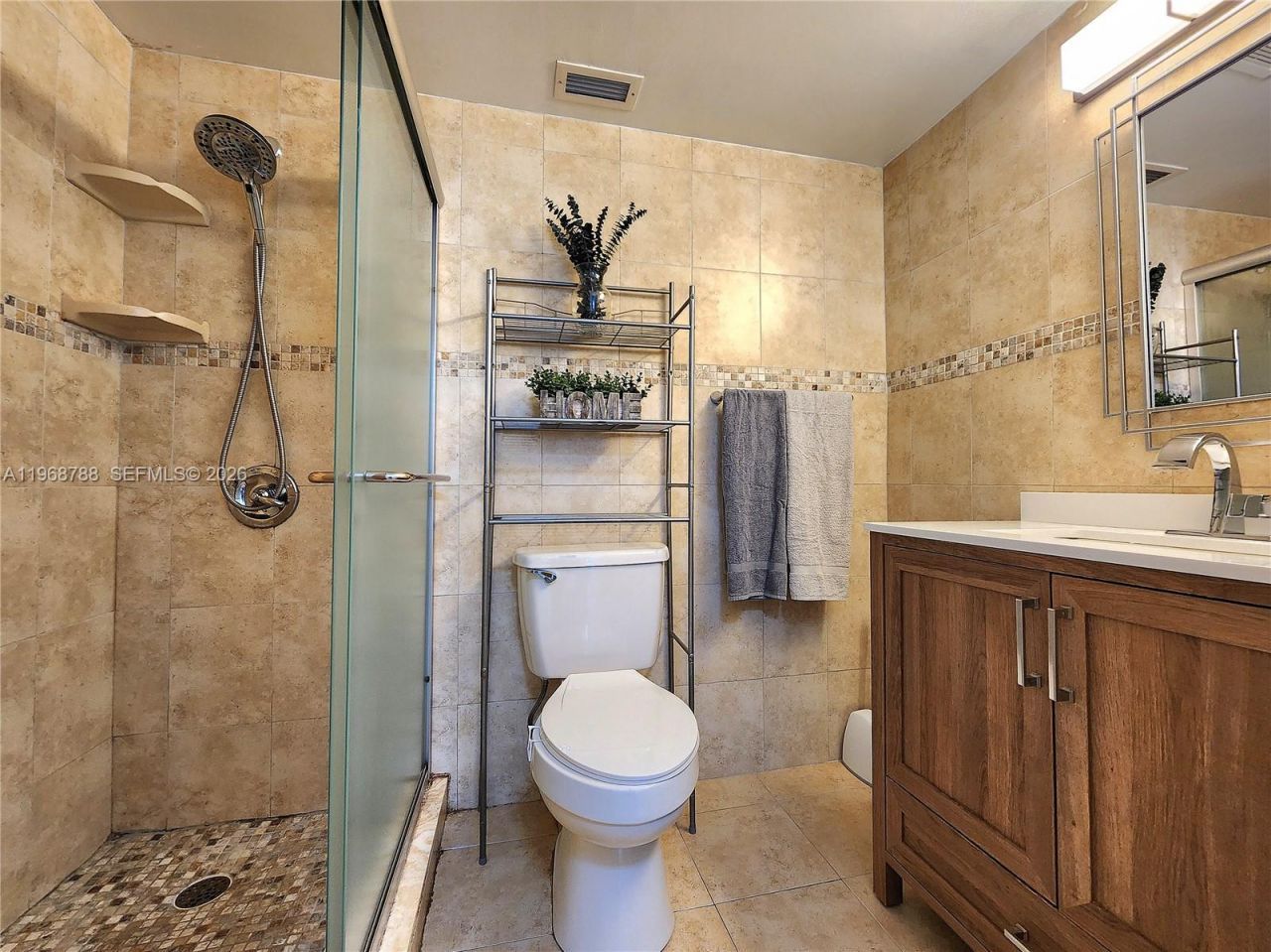 3725 S Ocean Dr, Unit 620, Hollywood, FL 33019 Photo