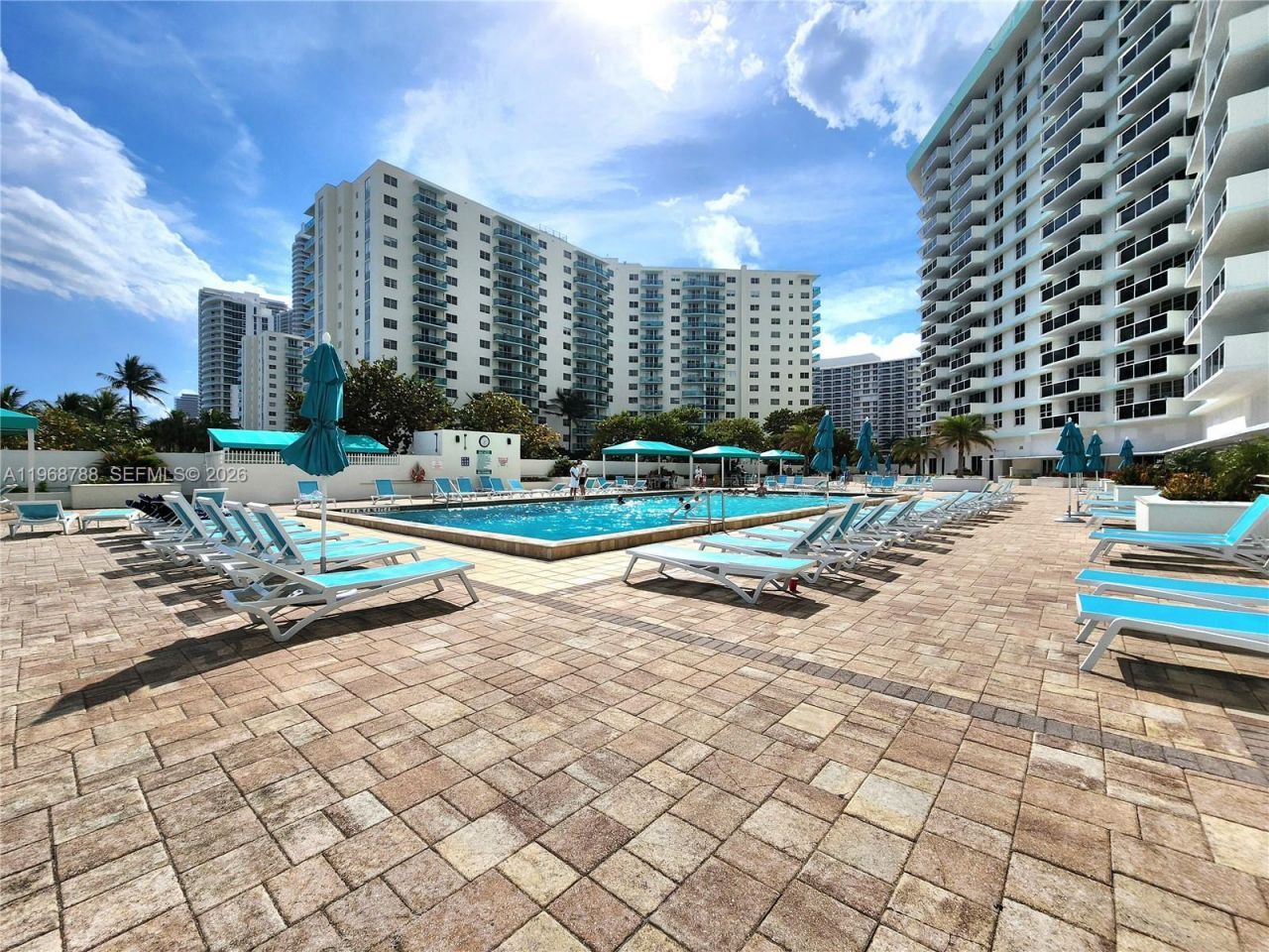 3725 S Ocean Dr, Unit 620, Hollywood, FL 33019 Photo