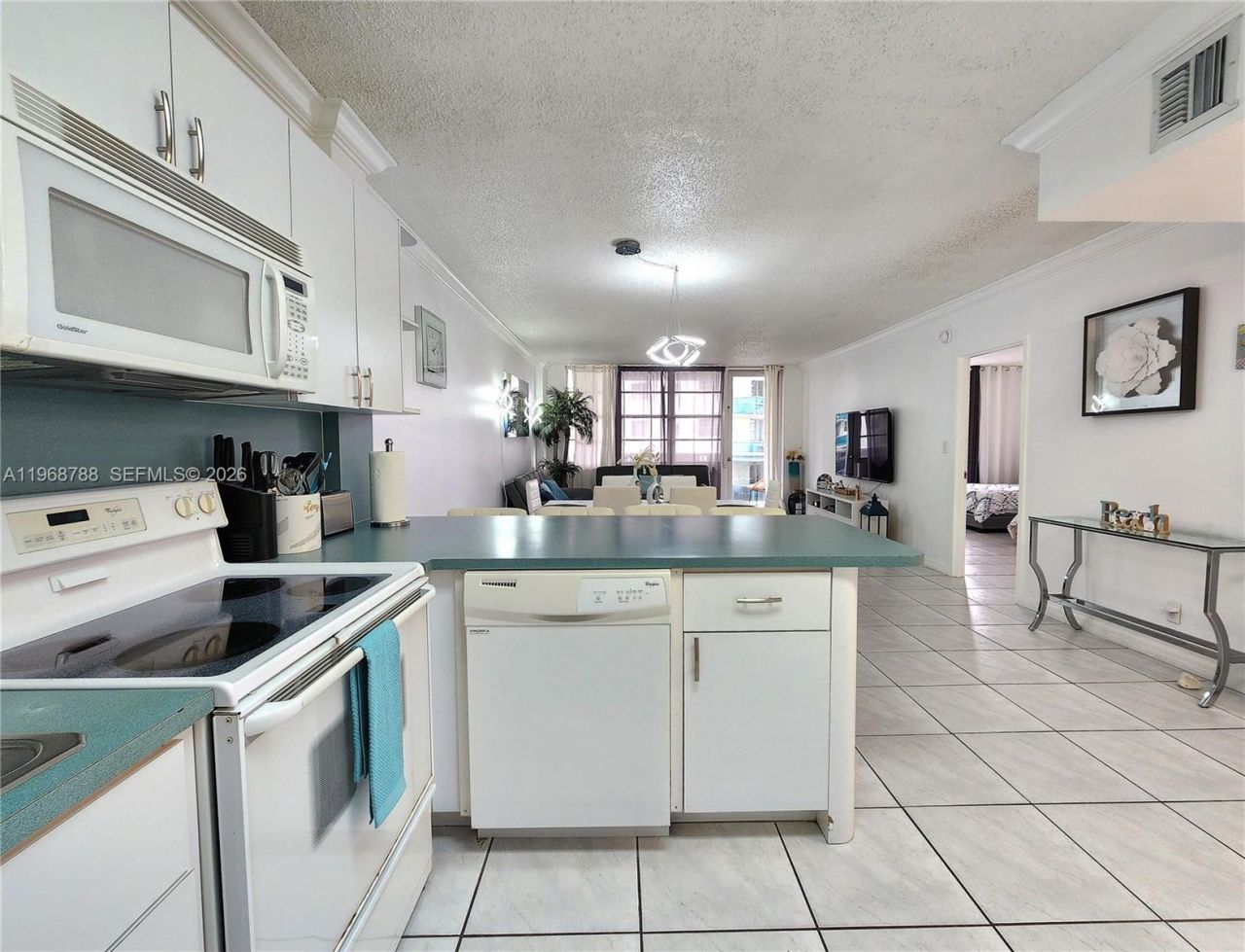 3725 S Ocean Dr, Unit 620, Hollywood, FL 33019 Photo