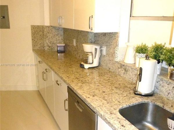 1881 Washington Ave , Unit 2E, Miami Beach, FL 33139