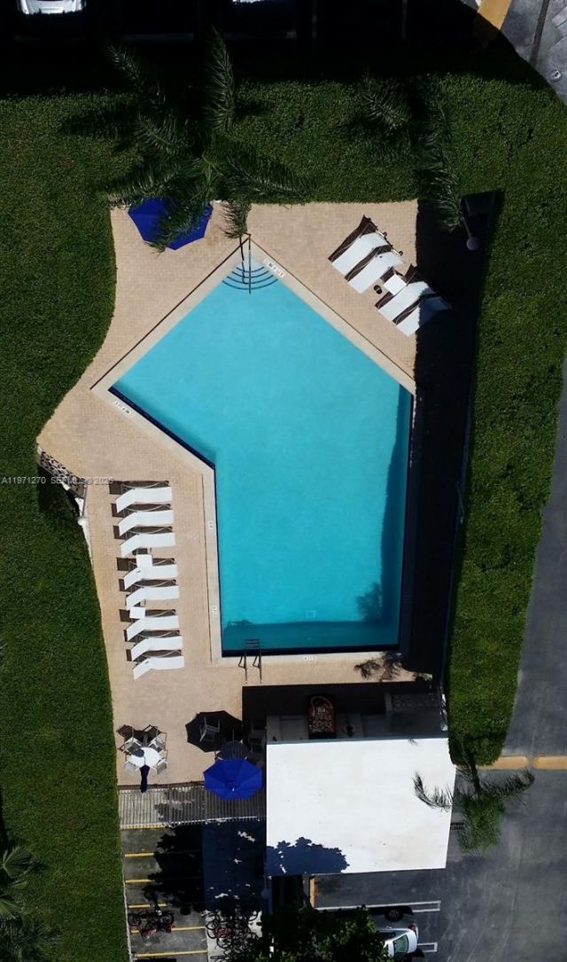 1881 Washington Ave , Unit 2E, Miami Beach, FL 33139 Photo