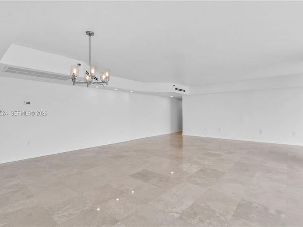 5900 Collins Ave, Unit 1906, Miami Beach, FL 33140