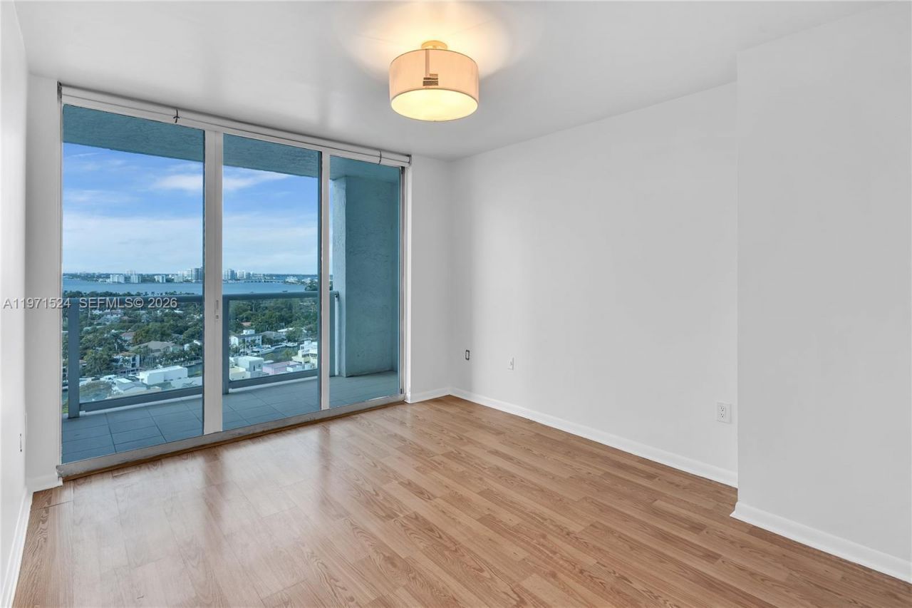 5900 Collins Ave, Unit 1906, Miami Beach, FL 33140 Photo