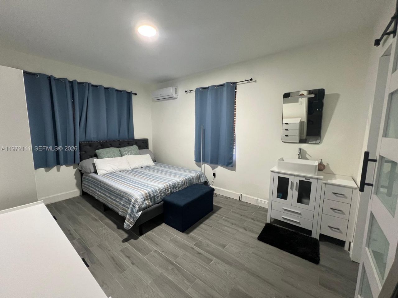 1430 NE 149th St, Miami, FL 33161 Photo