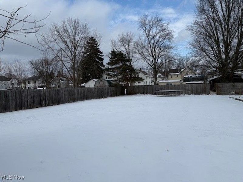 664 Crown Avenue, Ravenna, OH 44266 Photo 2