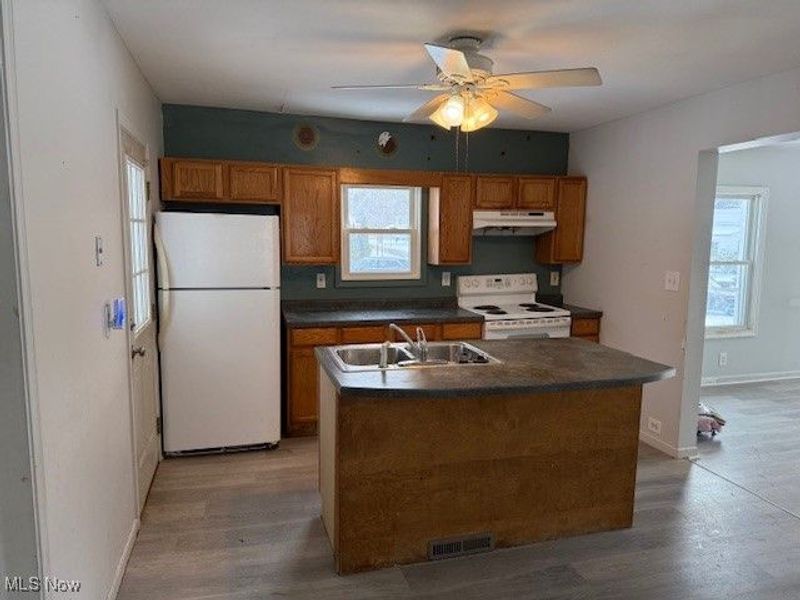 664 Crown Avenue, Ravenna, OH 44266 Photo 6