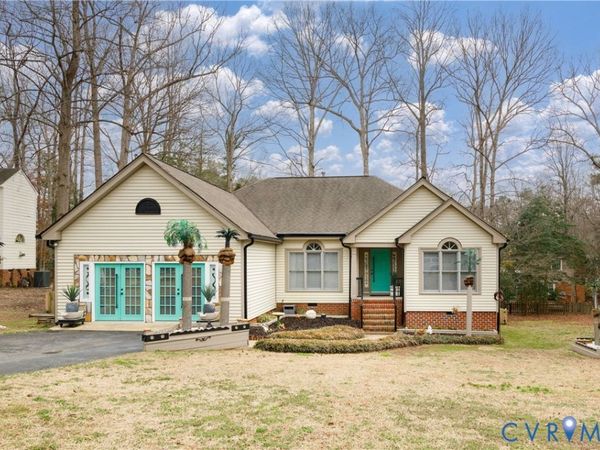 6005 Hidden Arbor Place, Chester, VA 23831