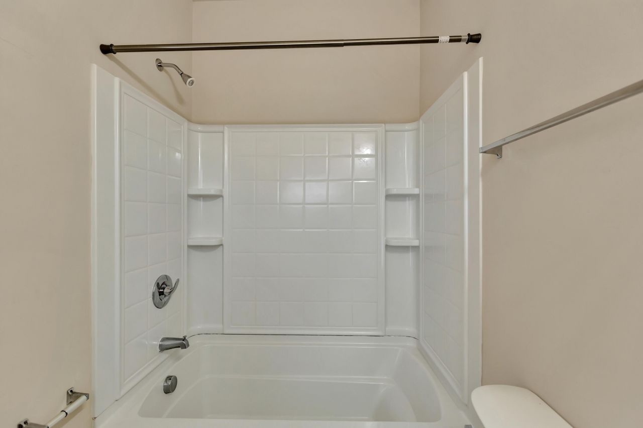 804 Rue Drive Photo 8