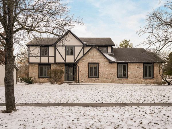 1603 Chippewa Court, Grove City, OH 43123