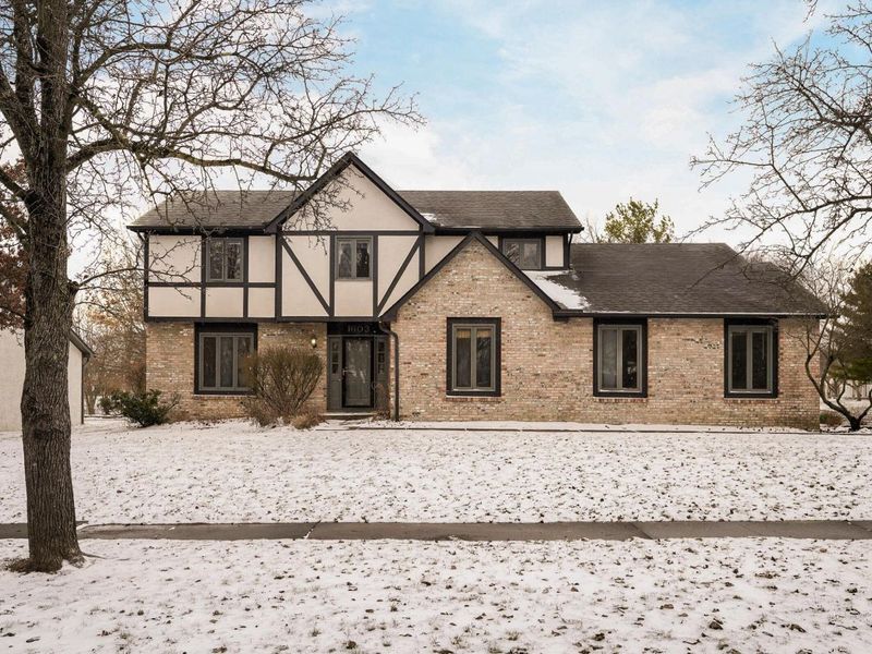 1603 Chippewa Court, Grove City, OH 43123 Photo 1