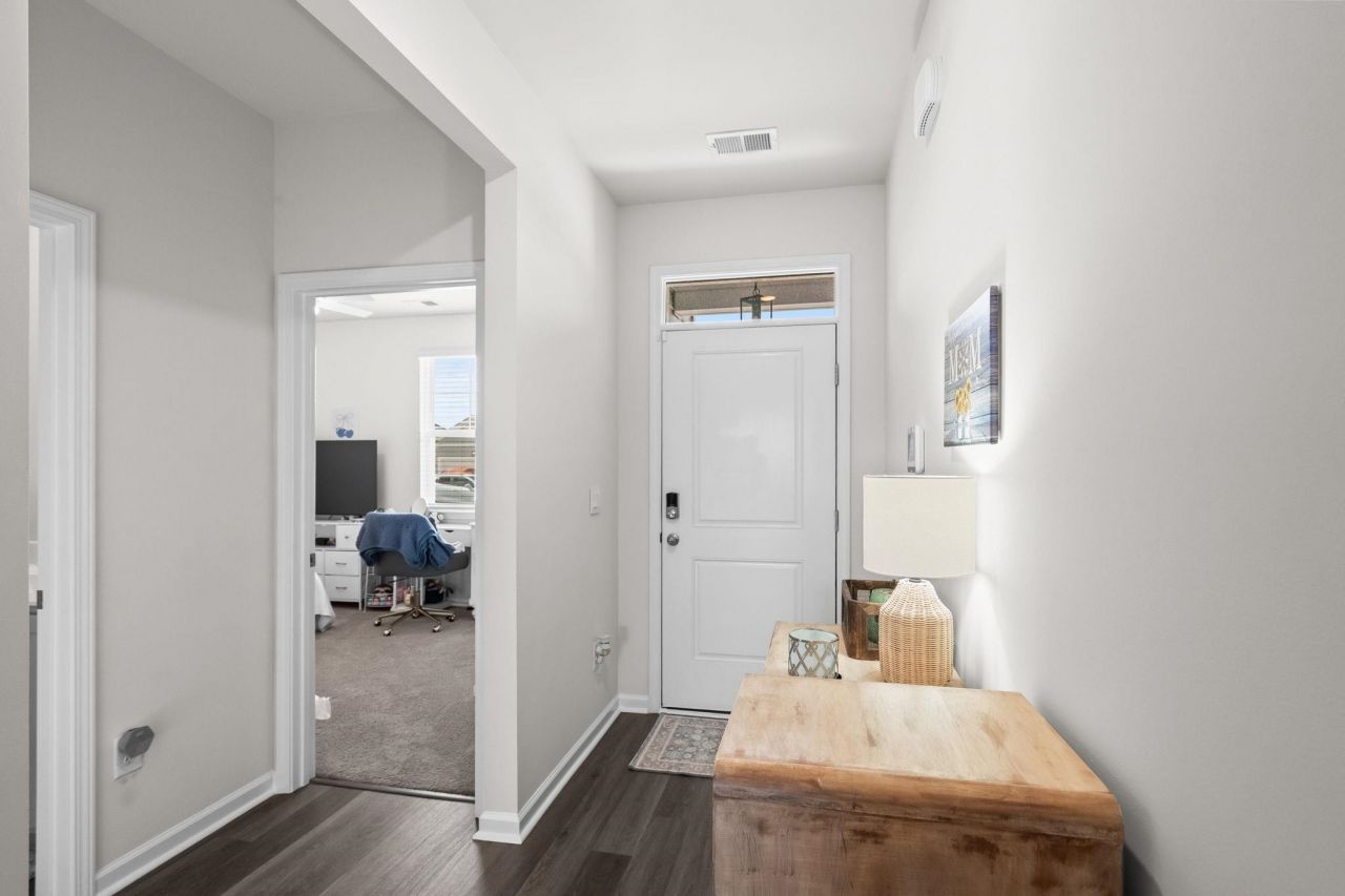 5068 Appleridge Dr.  Photo 7