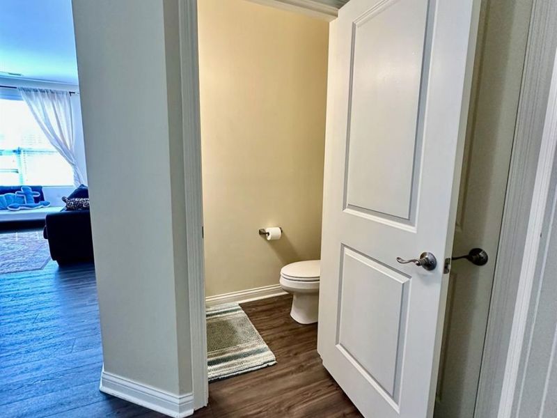 199 E Rochelle Street, Cincinnati, OH 45219 Photo 18