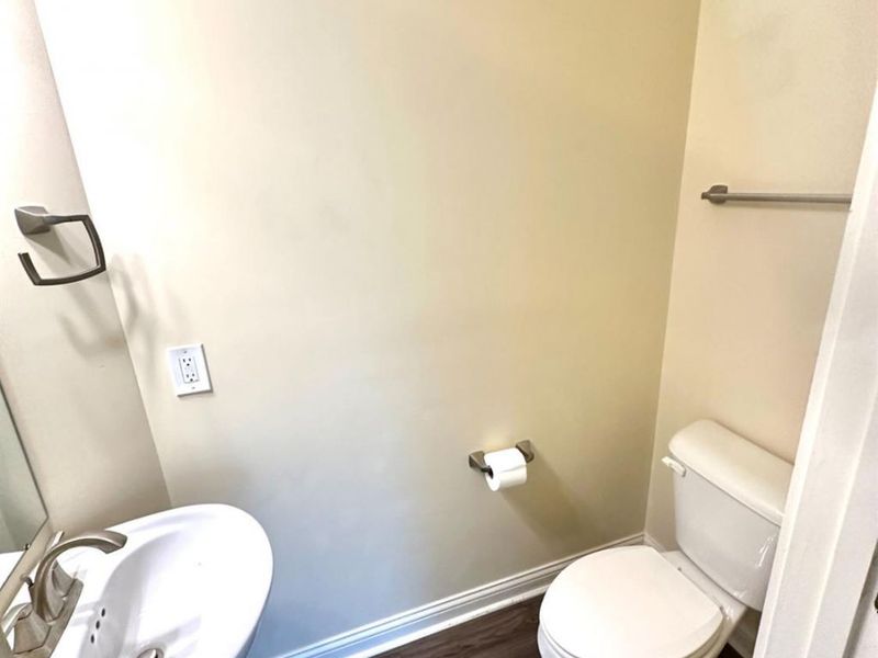 199 E Rochelle Street, Cincinnati, OH 45219 Photo 19