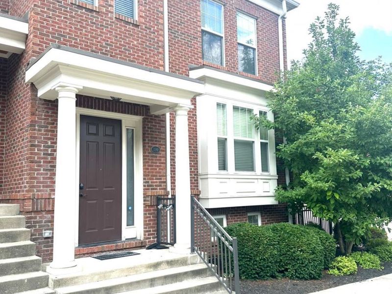 199 E Rochelle Street, Cincinnati, OH 45219 Photo 2