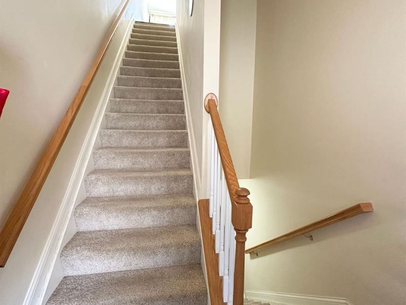 199 E Rochelle Street, Cincinnati, OH 45219 Photo 4