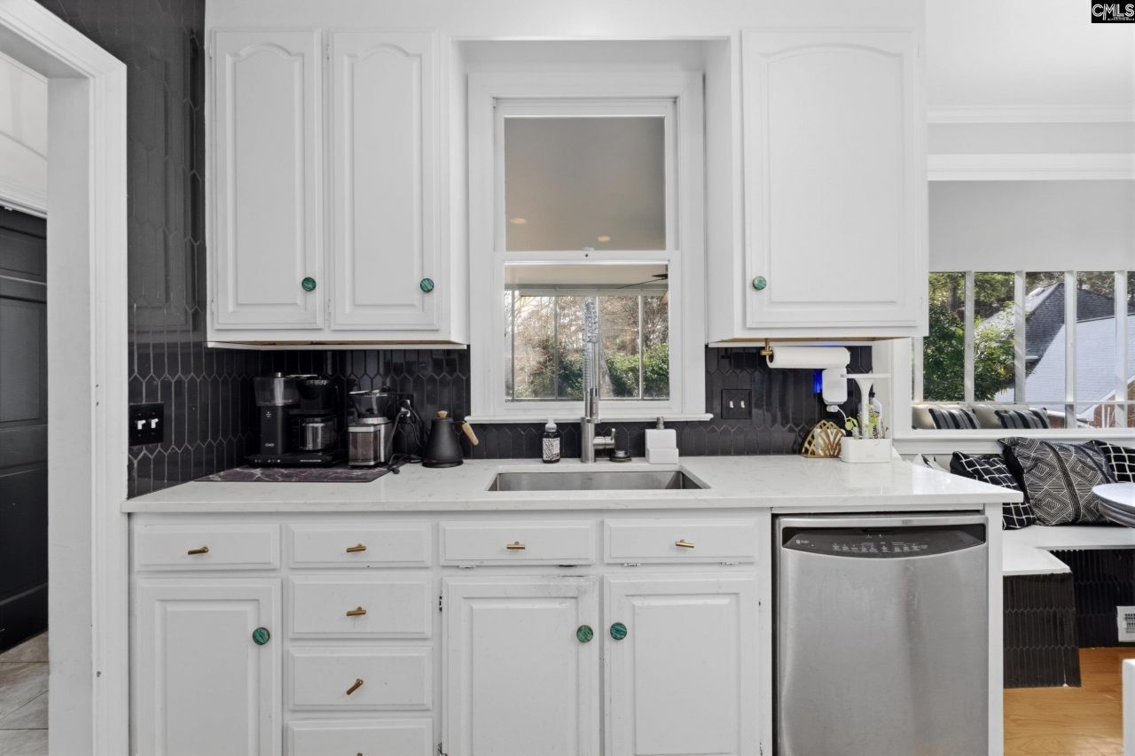 5950 Hampton Leas Lane  Photo 23