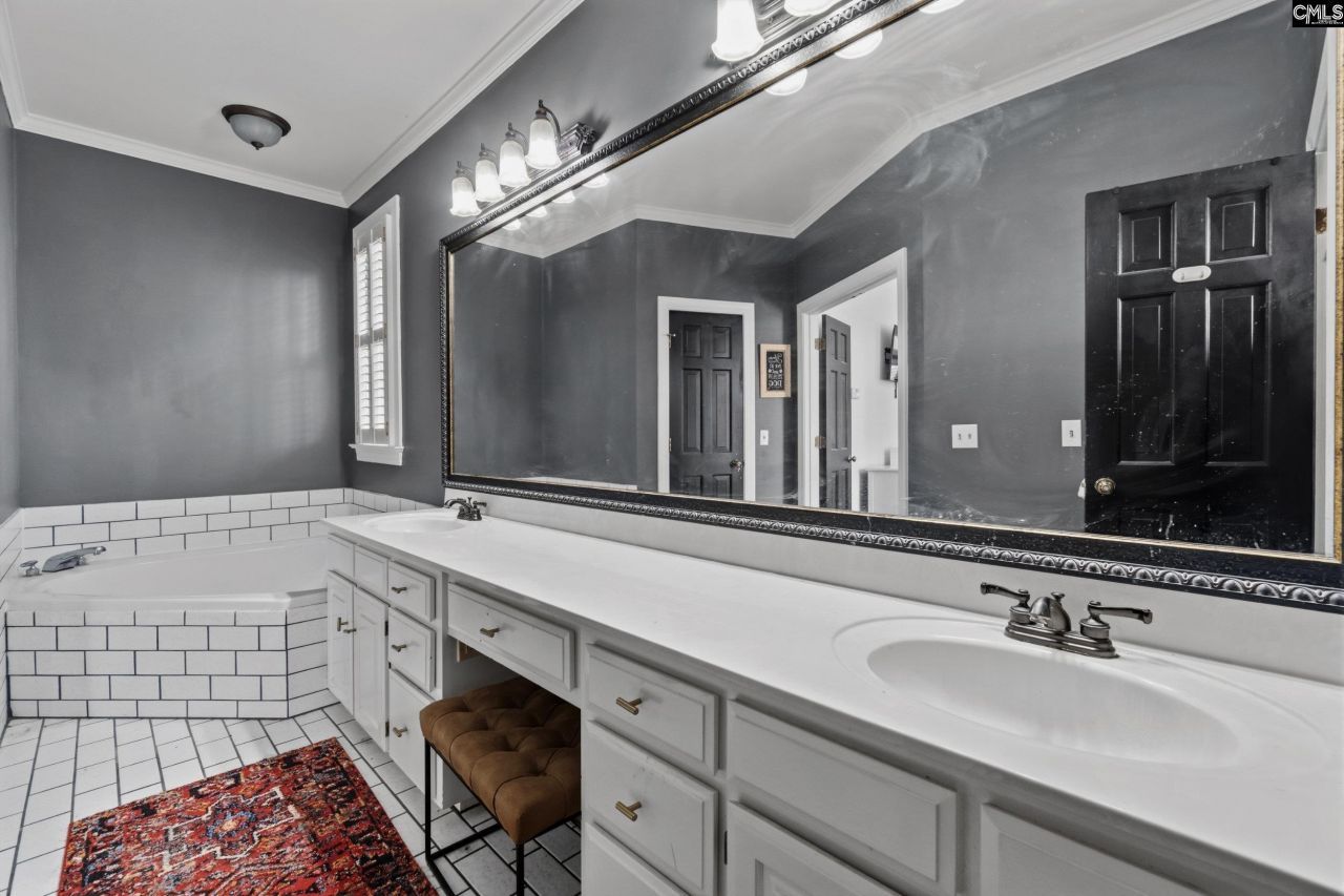 5950 Hampton Leas Lane  Photo 30