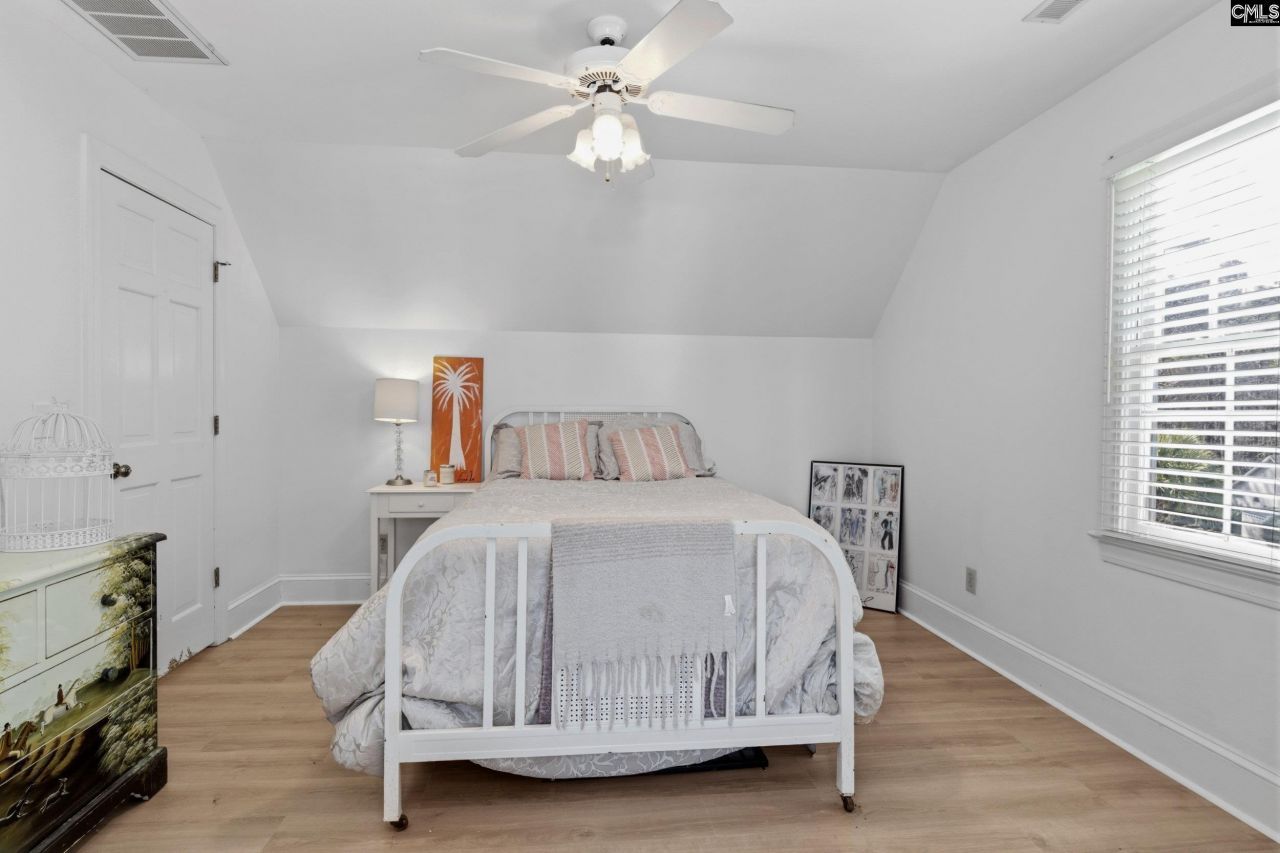 5950 Hampton Leas Lane Photo 32