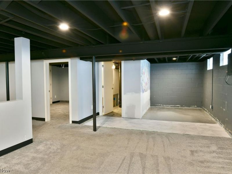 889 Edenridge Drive, Youngstown, OH 44512 Photo 36