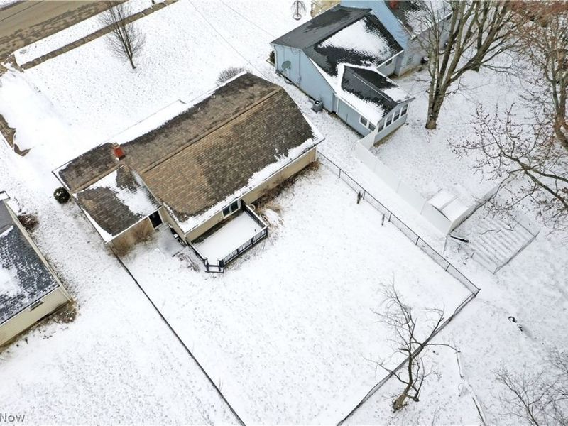 889 Edenridge Drive, Youngstown, OH 44512 Photo 4