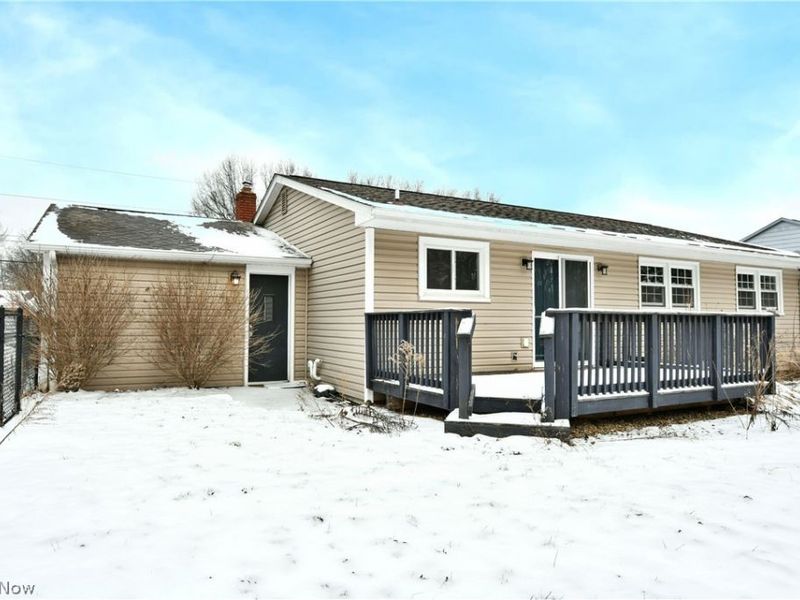 889 Edenridge Drive, Youngstown, OH 44512 Photo 6