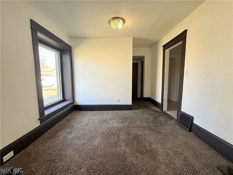 1433 Kenmore Boulevard, Unit 1, Akron, OH 44314 Photo 9