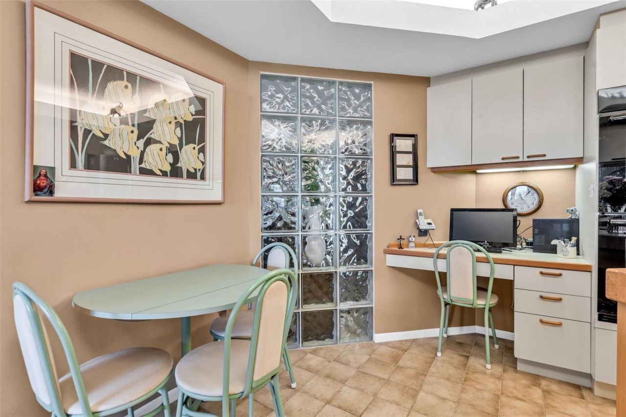 2110 Harbourside Drive , Unit 523, Longboat Key, FL 34228 Photo