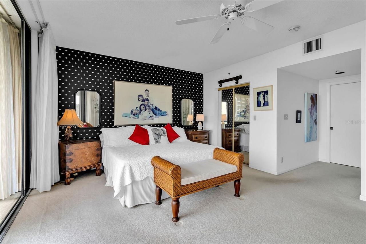 2110 Harbourside Drive, Unit 523, Longboat Key, FL 34228 Photo