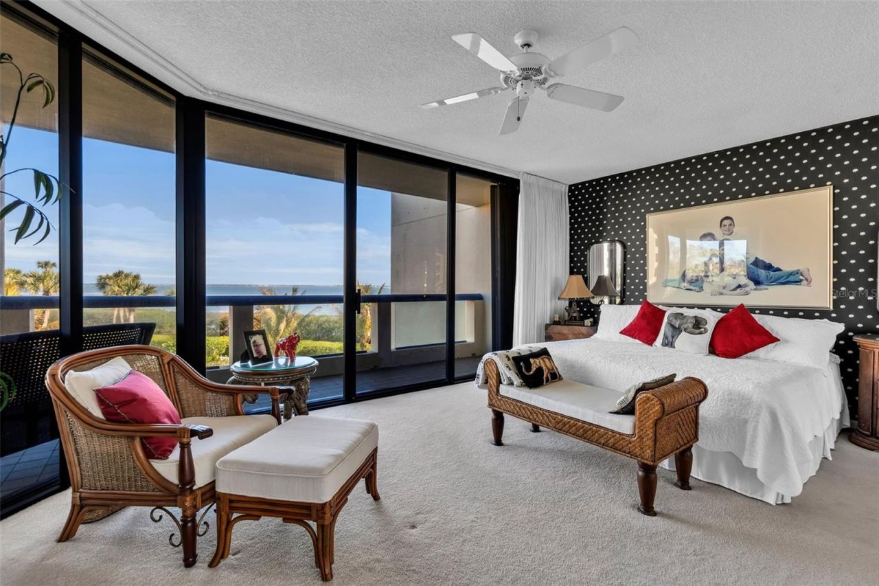 2110 Harbourside Drive , Unit 523, Longboat Key, FL 34228 Photo