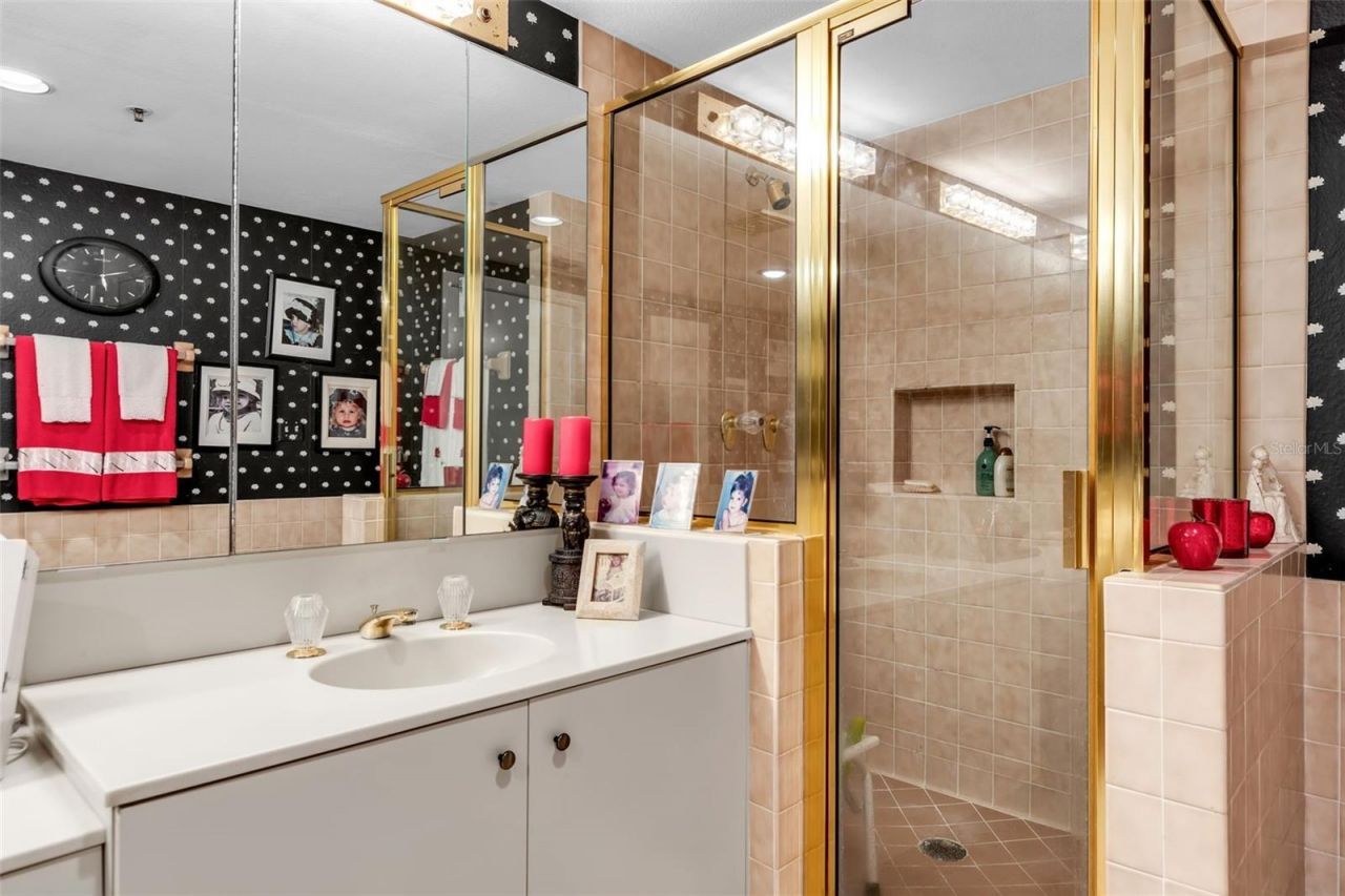 2110 Harbourside Drive , Unit 523, Longboat Key, FL 34228 Photo