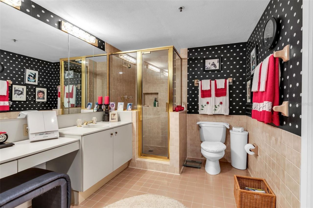 2110 Harbourside Drive , Unit 523, Longboat Key, FL 34228 Photo