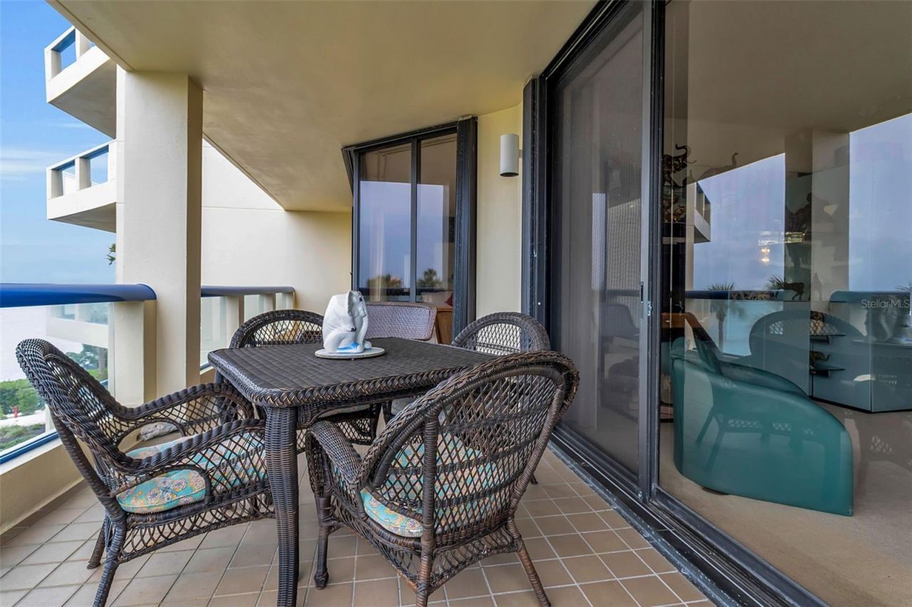 2110 Harbourside Drive, Unit 523, Longboat Key, FL 34228 Photo