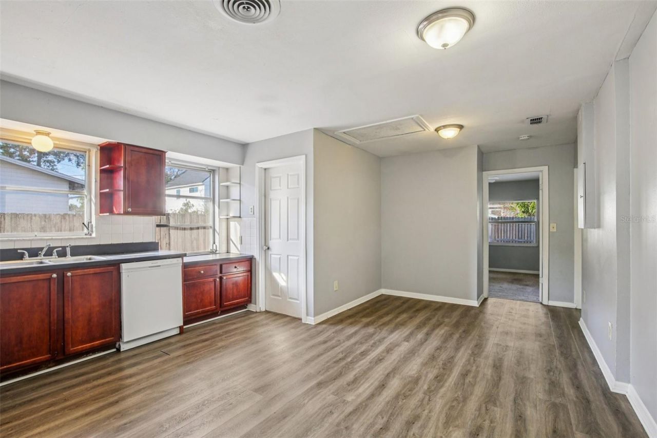 3026 8th Street N, Saint Petersburg, FL 33704 Photo