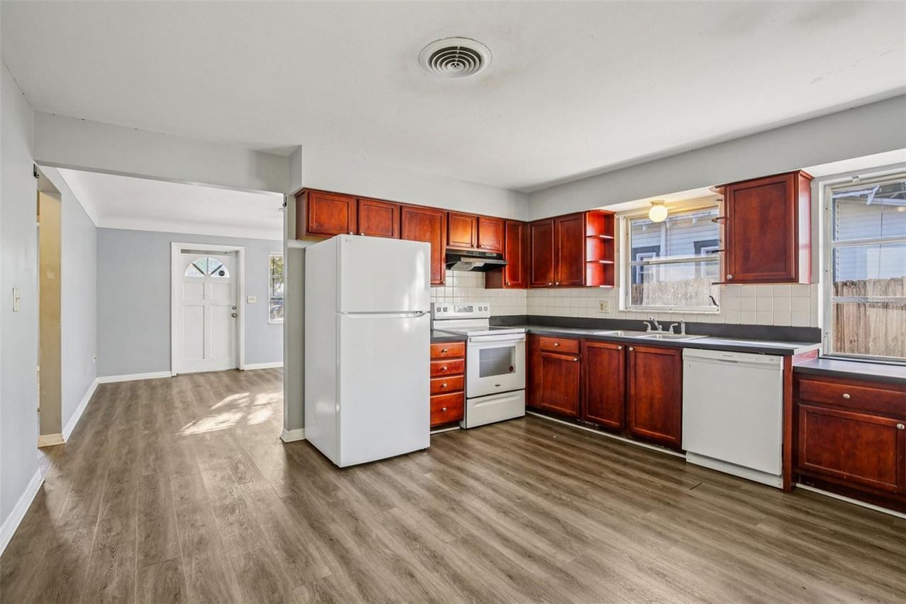 3026 8th Street N, Saint Petersburg, FL 33704 Photo