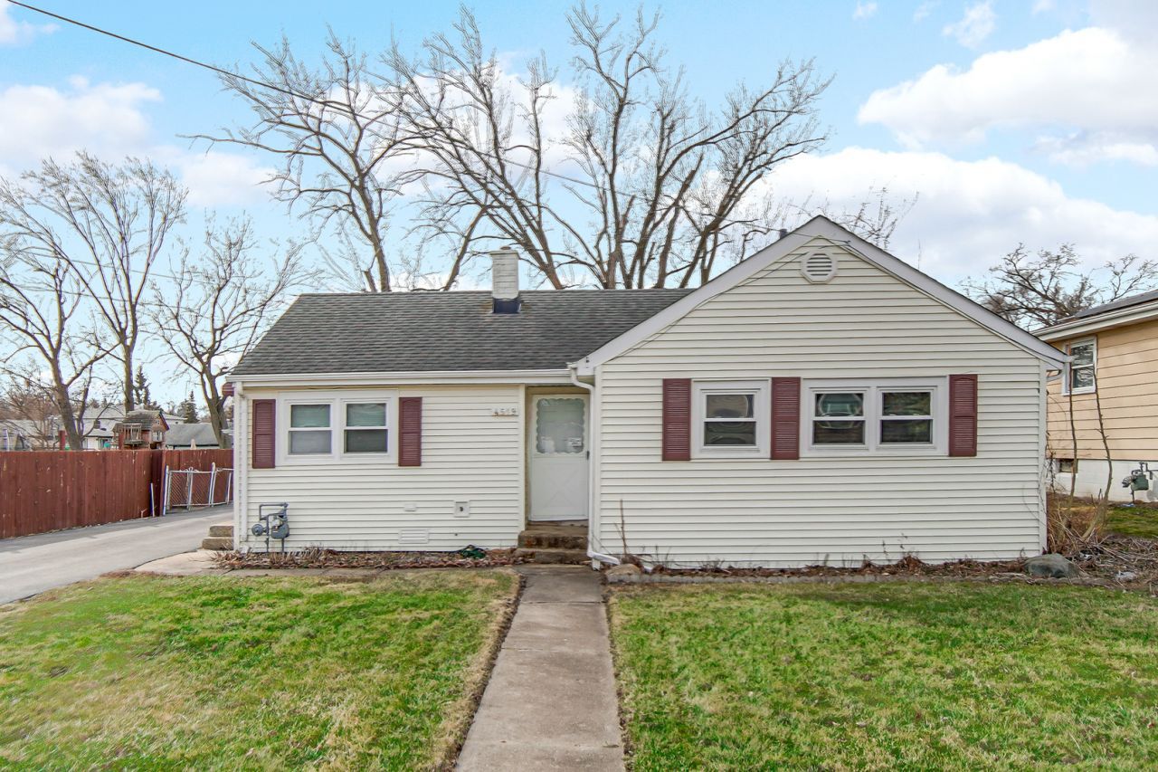 4519 152nd Street, Midlothian, IL 60445 Main Photo