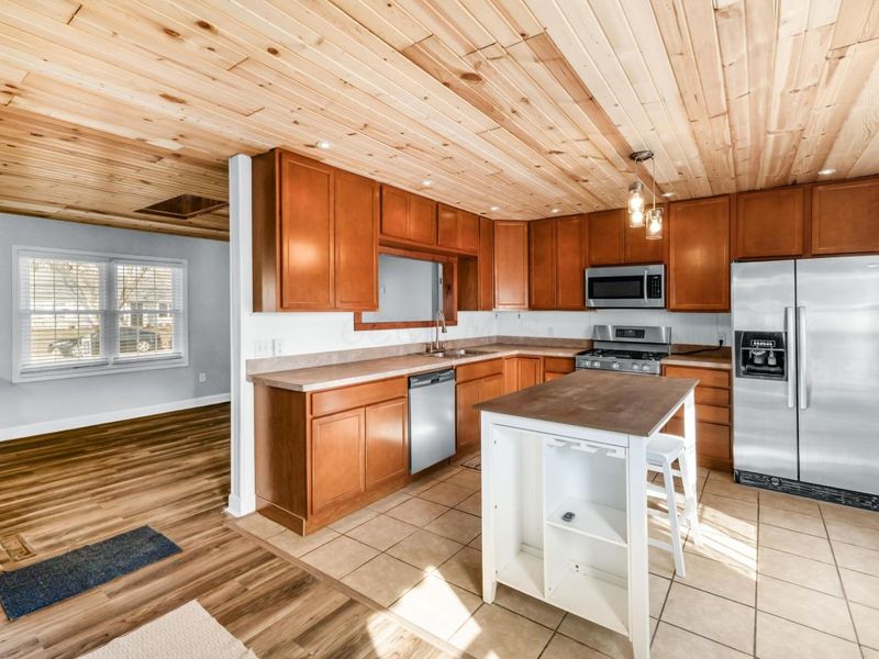 863 Cherrydale Avenue, Columbus, OH 43207 Photo 14