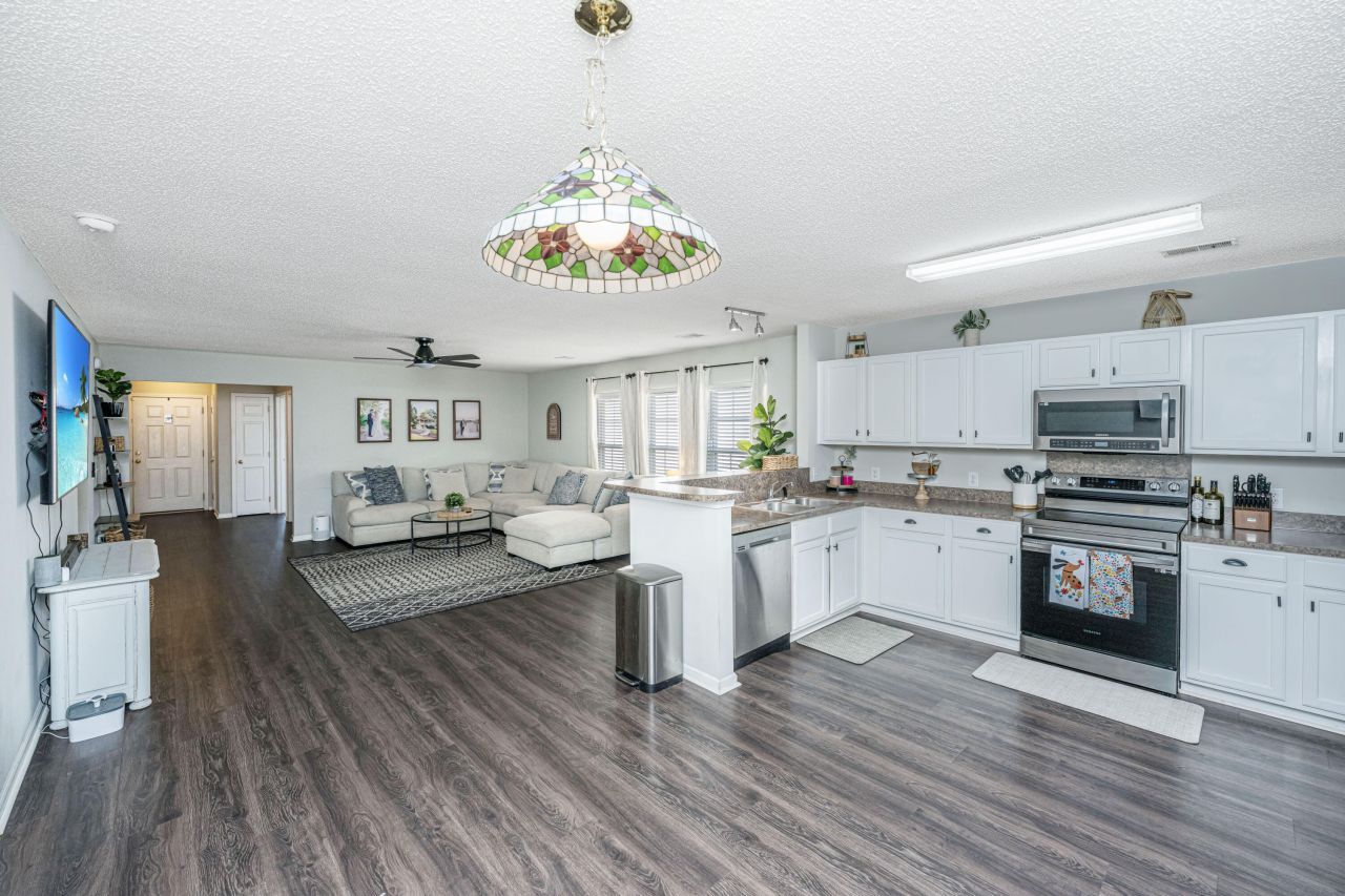 220 Wildberry Lane Photo 14