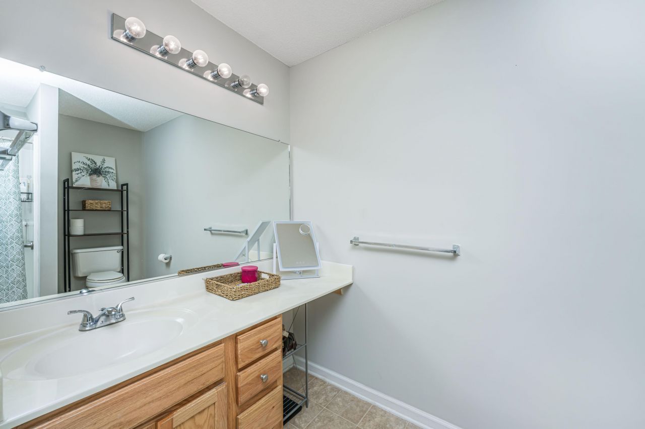 220 Wildberry Lane Photo 20