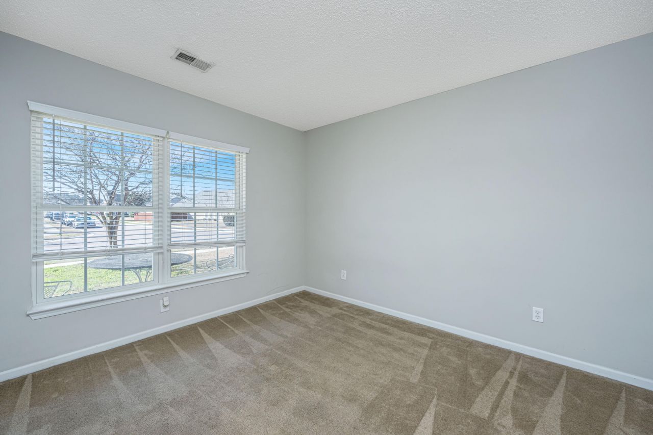 220 Wildberry Lane Photo 22