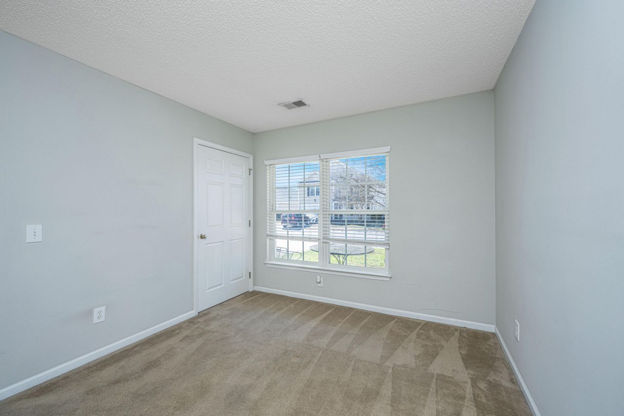 220 Wildberry Lane Photo 23