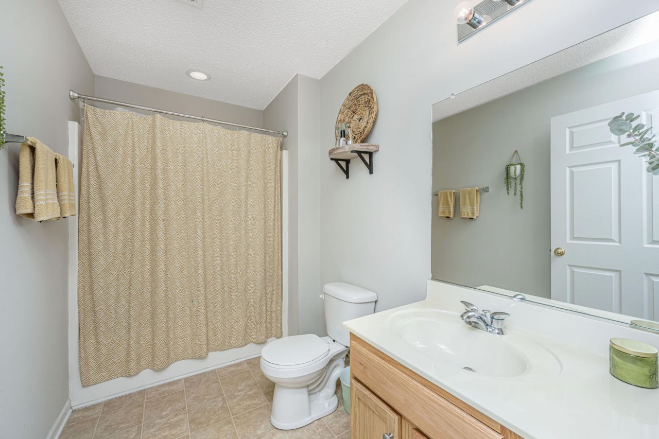 220 Wildberry Lane Photo 24