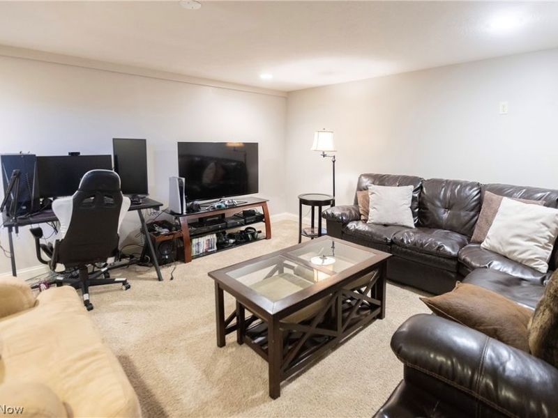 34348 Crown Colony Drive, Avon, OH 44011 Photo 34